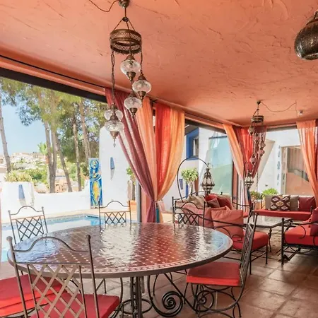 Moroccan Style فندق مبيت وإفطار *